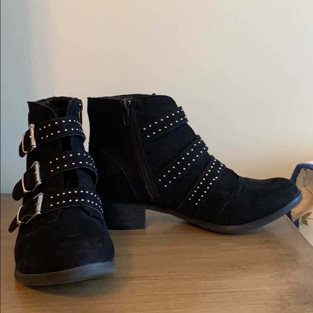 ANA buckle booties